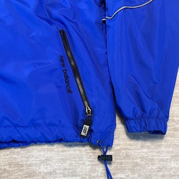 New Balance Men's Medium Blue Windbreaker Jacket Pullover Half Zip Reflective - Picture 2 of 5